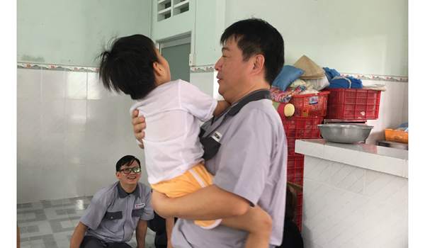 Không chỉ là người dẫn đường tận tụy...